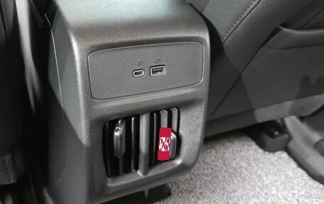 Chevrolet Trax, 2025 год, 1 700 000 рублей, 26 фотография