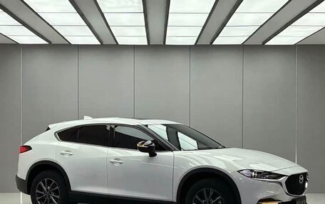 Mazda CX-4, 2021 год, 2 000 000 рублей, 5 фотография