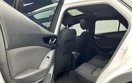Mazda CX-4, 2021 год, 2 000 000 рублей, 13 фотография