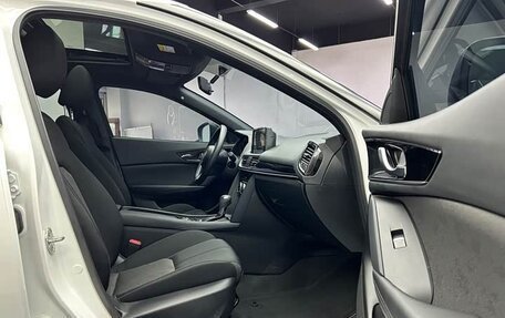 Mazda CX-4, 2021 год, 2 000 000 рублей, 15 фотография