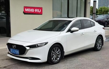 Mazda 3, 2022 год, 1 650 000 рублей, 2 фотография