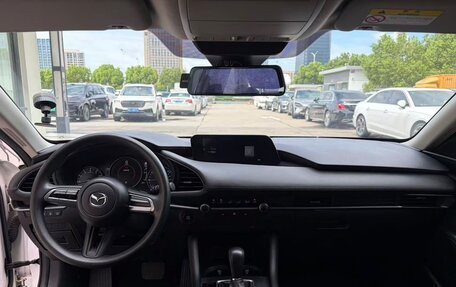 Mazda 3, 2022 год, 1 650 000 рублей, 6 фотография