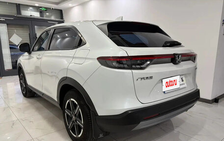 Honda Vezel, 2023 год, 1 817 009 рублей, 4 фотография