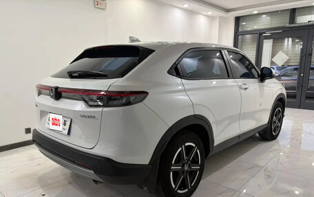Honda Vezel, 2023 год, 1 817 009 рублей, 6 фотография