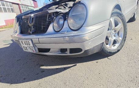 Mercedes-Benz CLK-Класс, 1998 год, 650 000 рублей, 3 фотография