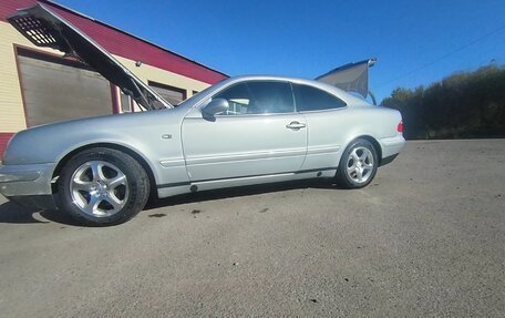 Mercedes-Benz CLK-Класс, 1998 год, 650 000 рублей, 5 фотография