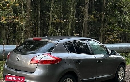 Renault Megane III, 2012 год, 380 000 рублей, 2 фотография