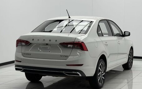 Skoda Rapid II, 2022 год, 1 300 000 рублей, 5 фотография