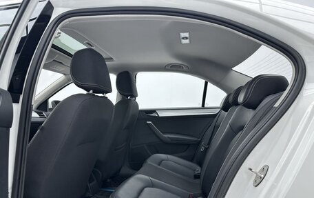 Skoda Rapid II, 2022 год, 1 300 000 рублей, 9 фотография