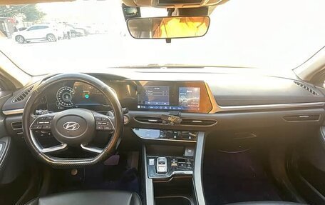 Hyundai Sonata VIII, 2022 год, 2 110 000 рублей, 5 фотография