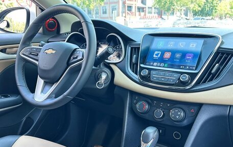 Chevrolet Monza, 2022 год, 1 015 000 рублей, 13 фотография