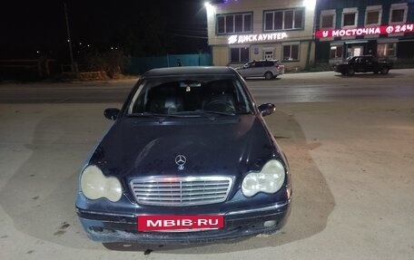Mercedes-Benz C-Класс, 2000 год, 420 000 рублей, 3 фотография