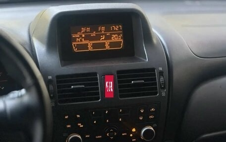 Nissan Almera, 2005 год, 300 000 рублей, 9 фотография