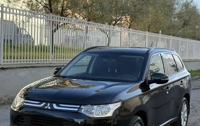 Mitsubishi Outlander III рестайлинг 3, 2013 год, 2 000 000 рублей, 1 фотография
