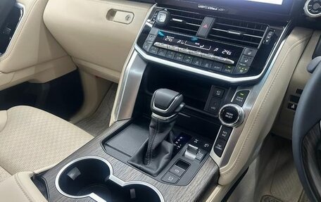 Toyota Land Cruiser, 2025 год, 13 695 084 рублей, 16 фотография