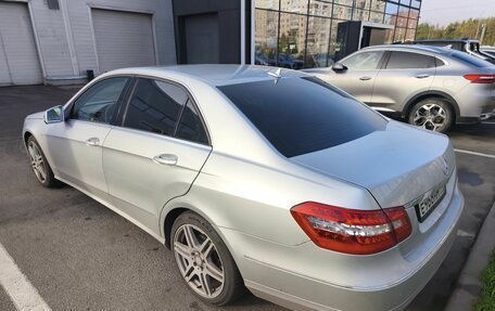 Mercedes-Benz E-Класс, 2009 год, 1 209 000 рублей, 2 фотография