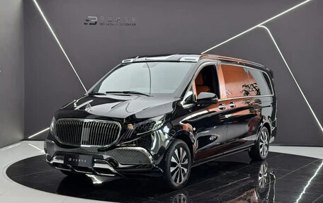 Mercedes-Benz V-Класс, 2024 год, 7 300 000 рублей, 1 фотография