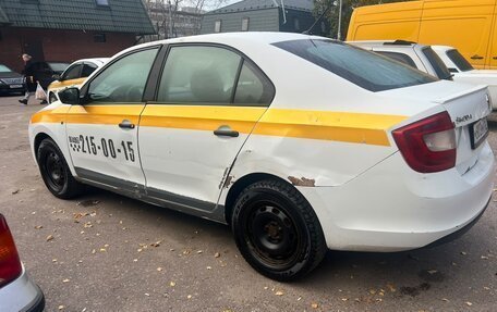 Skoda Rapid I, 2015 год, 320 000 рублей, 4 фотография
