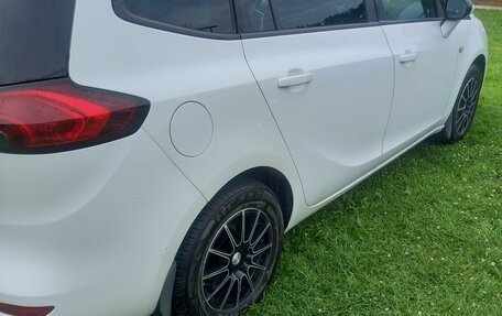 Opel Zafira C рестайлинг, 2013 год, 970 000 рублей, 8 фотография