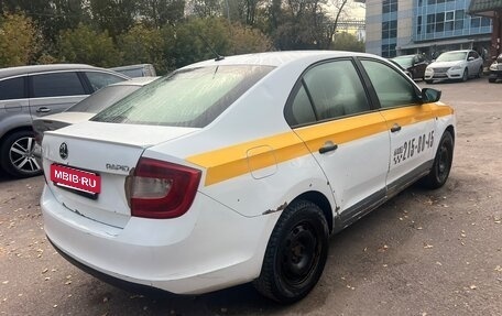 Skoda Rapid I, 2015 год, 320 000 рублей, 3 фотография