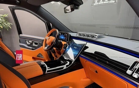 Mercedes-Benz V-Класс, 2024 год, 7 300 000 рублей, 9 фотография