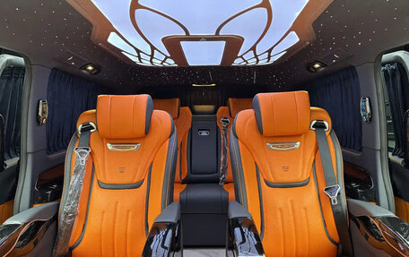 Mercedes-Benz V-Класс, 2024 год, 7 300 000 рублей, 18 фотография