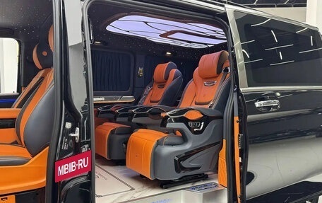 Mercedes-Benz V-Класс, 2024 год, 7 300 000 рублей, 13 фотография