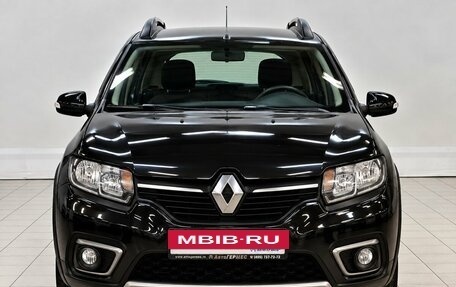 Renault Sandero II рестайлинг, 2015 год, 890 000 рублей, 2 фотография