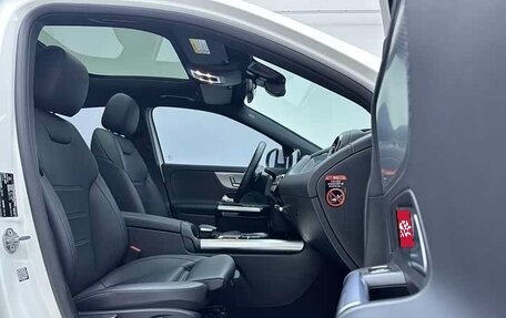 Mercedes-Benz GLA, 2022 год, 2 233 000 рублей, 9 фотография