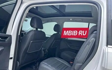 Volkswagen Touran III, 2022 год, 1 610 005 рублей, 11 фотография
