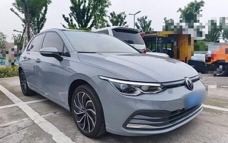 Volkswagen Golf VIII, 2022 год, 1 685 000 рублей, 1 фотография