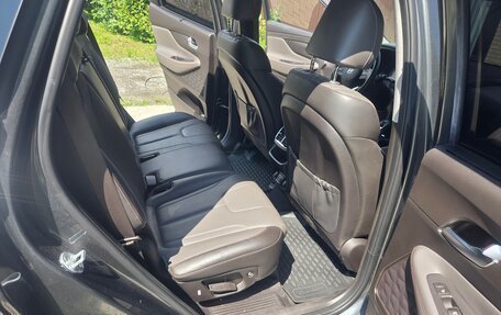 Hyundai Santa Fe IV, 2018 год, 3 000 000 рублей, 12 фотография
