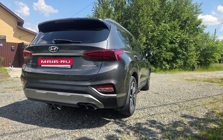 Hyundai Santa Fe IV, 2018 год, 3 000 000 рублей, 5 фотография