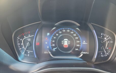 Hyundai Santa Fe IV, 2018 год, 3 000 000 рублей, 23 фотография