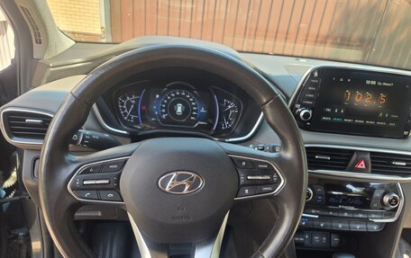 Hyundai Santa Fe IV, 2018 год, 3 000 000 рублей, 25 фотография
