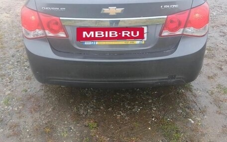 Chevrolet Cruze II, 2010 год, 700 000 рублей, 4 фотография
