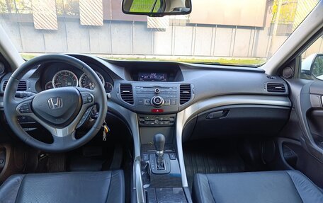 Honda Accord VIII рестайлинг, 2010 год, 1 500 000 рублей, 8 фотография