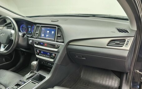 Hyundai Sonata VII, 2019 год, 1 724 000 рублей, 16 фотография
