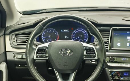 Hyundai Sonata VII, 2019 год, 1 724 000 рублей, 24 фотография