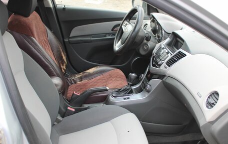 Chevrolet Cruze II, 2010 год, 459 000 рублей, 7 фотография
