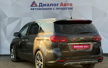 KIA Carnival III, 2018 год, 2 470 000 рублей, 7 фотография