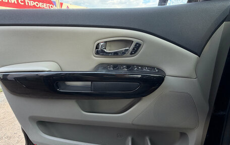 KIA Carnival III, 2018 год, 2 470 000 рублей, 13 фотография