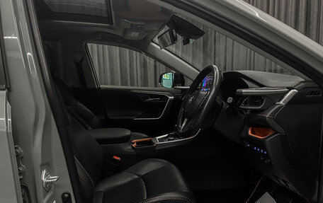 Toyota RAV4, 2020 год, 3 500 000 рублей, 8 фотография
