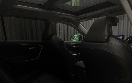 Toyota RAV4, 2020 год, 3 500 000 рублей, 13 фотография
