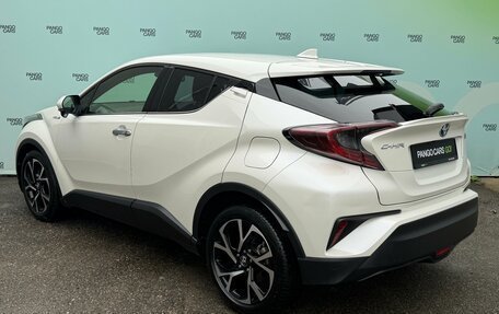 Toyota C-HR I рестайлинг, 2018 год, 1 895 000 рублей, 5 фотография
