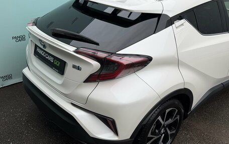 Toyota C-HR I рестайлинг, 2018 год, 1 895 000 рублей, 8 фотография