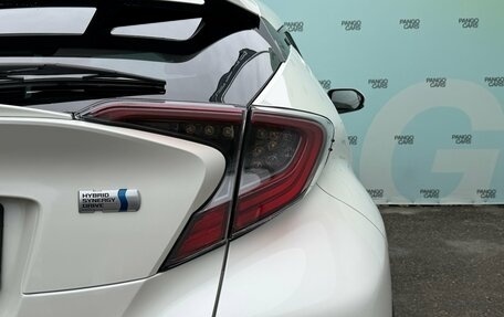 Toyota C-HR I рестайлинг, 2018 год, 1 895 000 рублей, 13 фотография