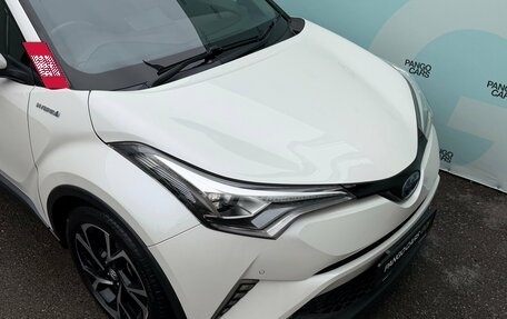 Toyota C-HR I рестайлинг, 2018 год, 1 895 000 рублей, 10 фотография
