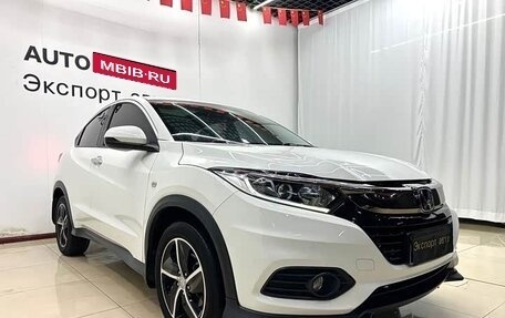 Honda Vezel, 2022 год, 1 570 000 рублей, 3 фотография