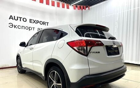 Honda Vezel, 2022 год, 1 570 000 рублей, 6 фотография
